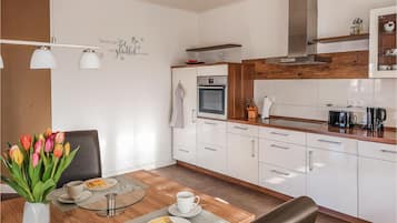 Kühlschrank, Herdplatte, Geschirrspüler