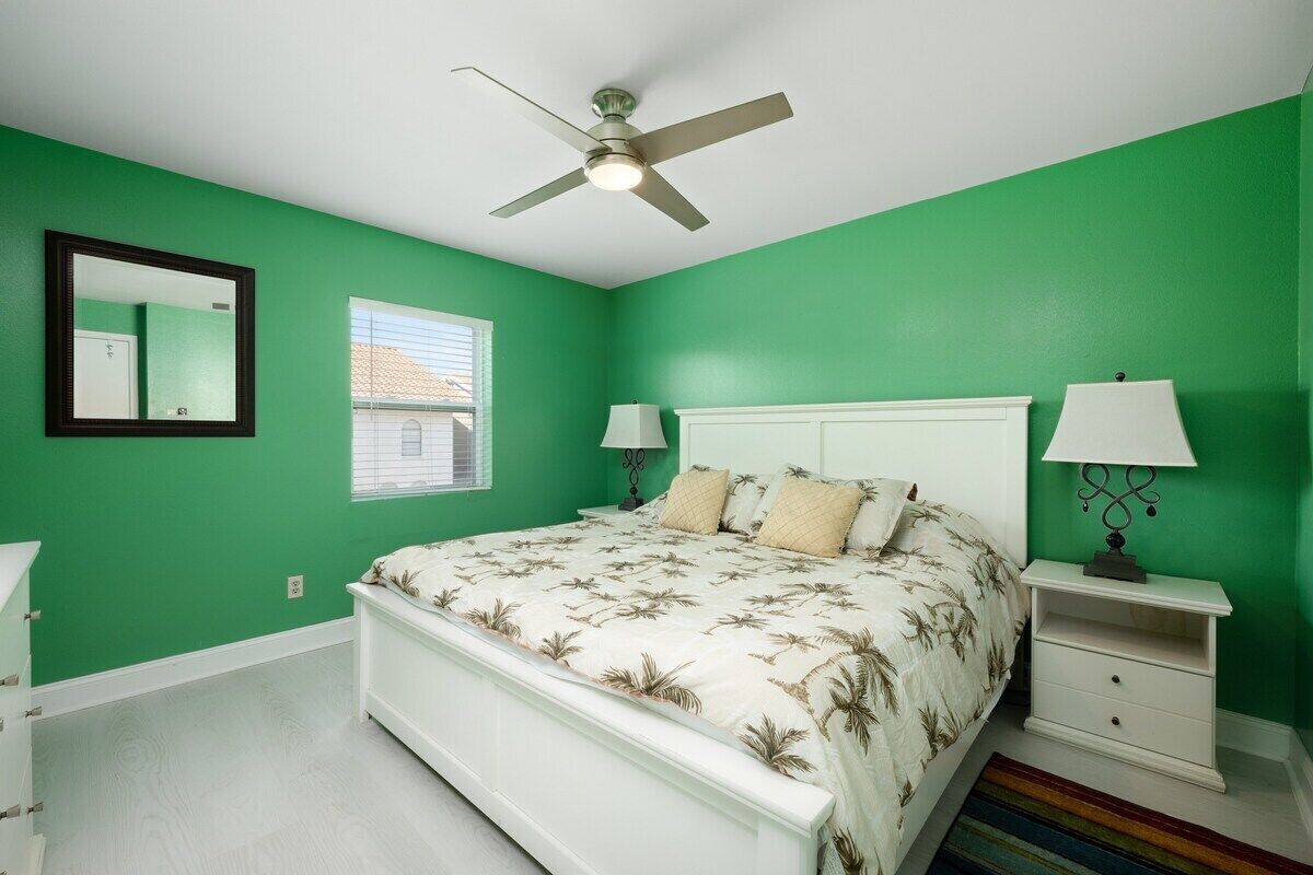 Captivating 3BR Retreat w Spectacular Sea View