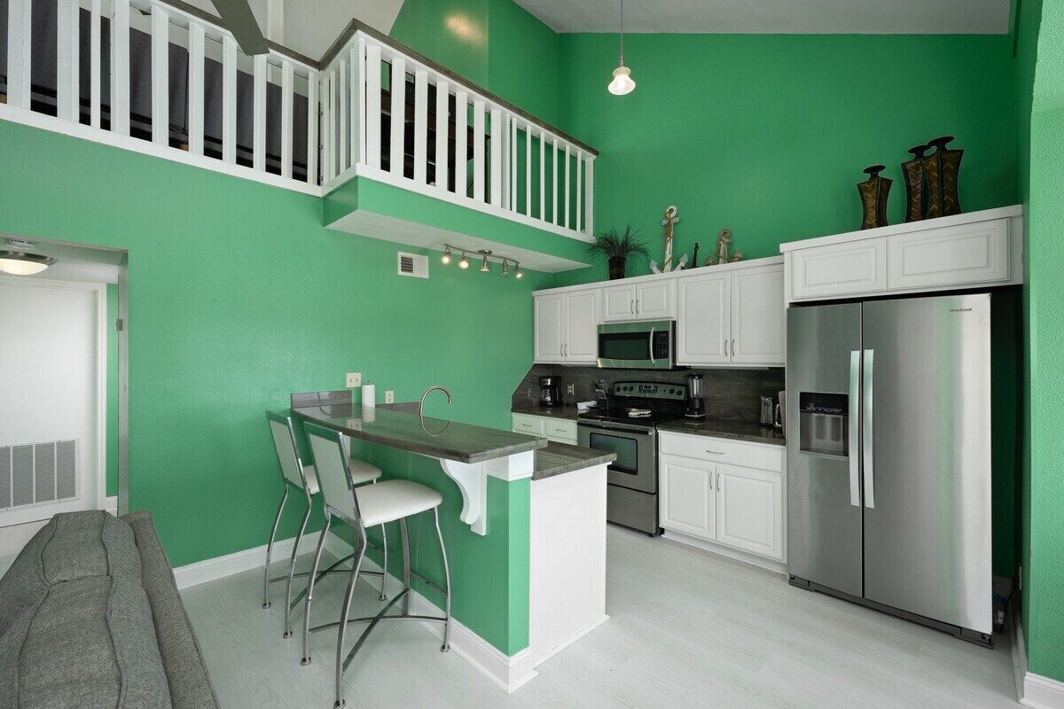 Captivating 3BR Retreat w Spectacular Sea View