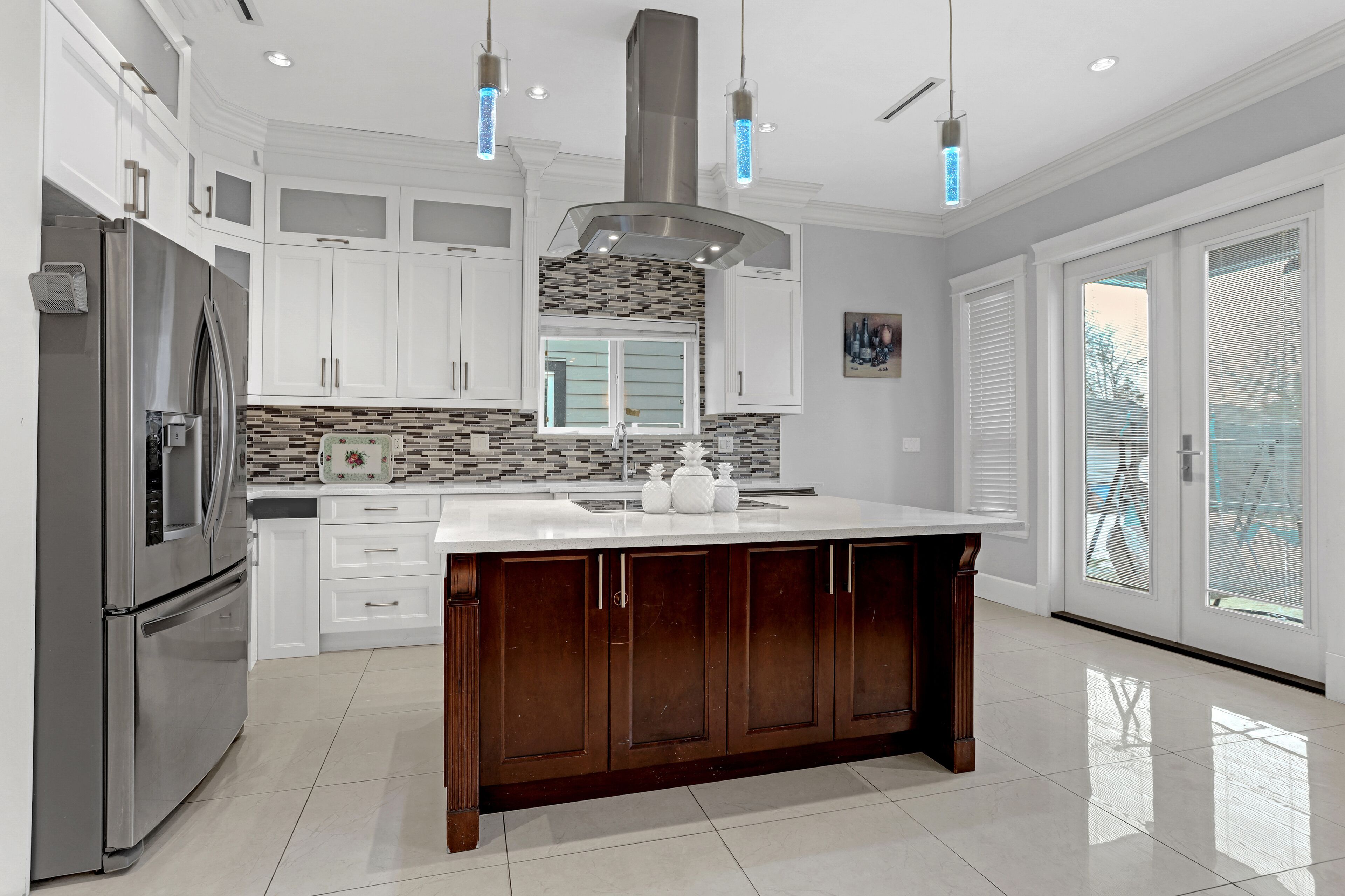 Full House Available Close to Skytrain Stations ,Shopping Center