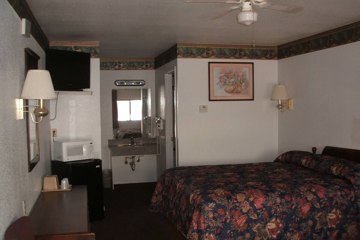 Blackout drapes, soundproofing, iron/ironing board (on request)