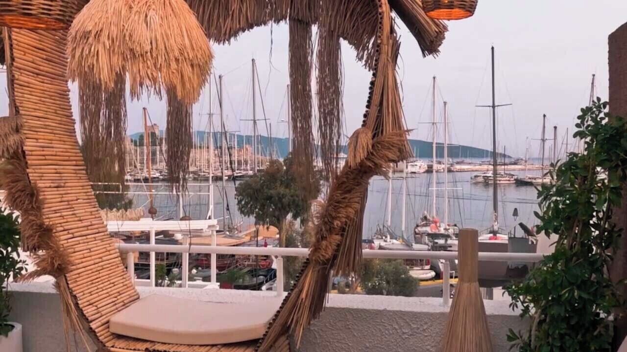 Foto - Tosunpasa Cafe Otel