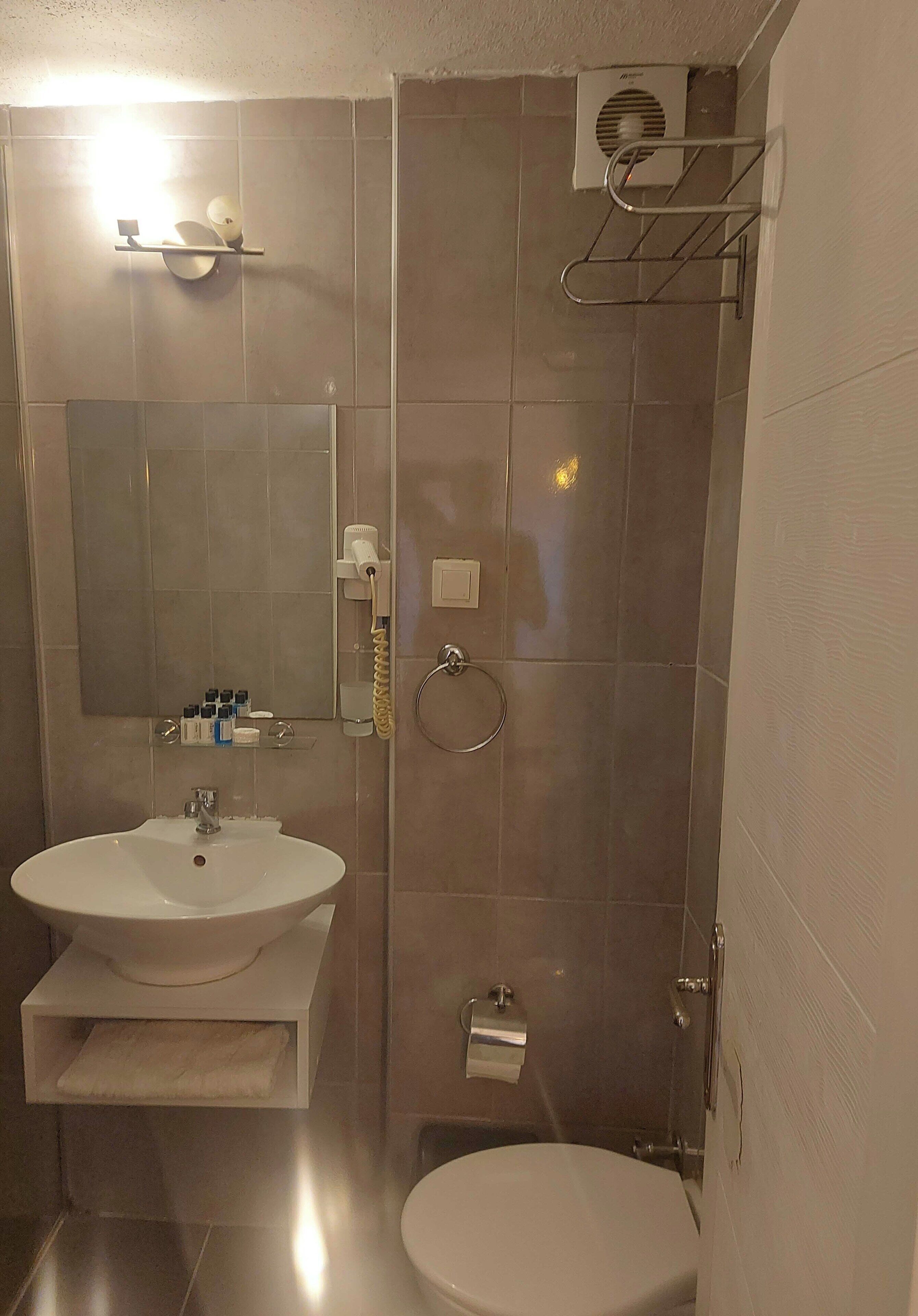 Foto - Tosunpasa Cafe Otel