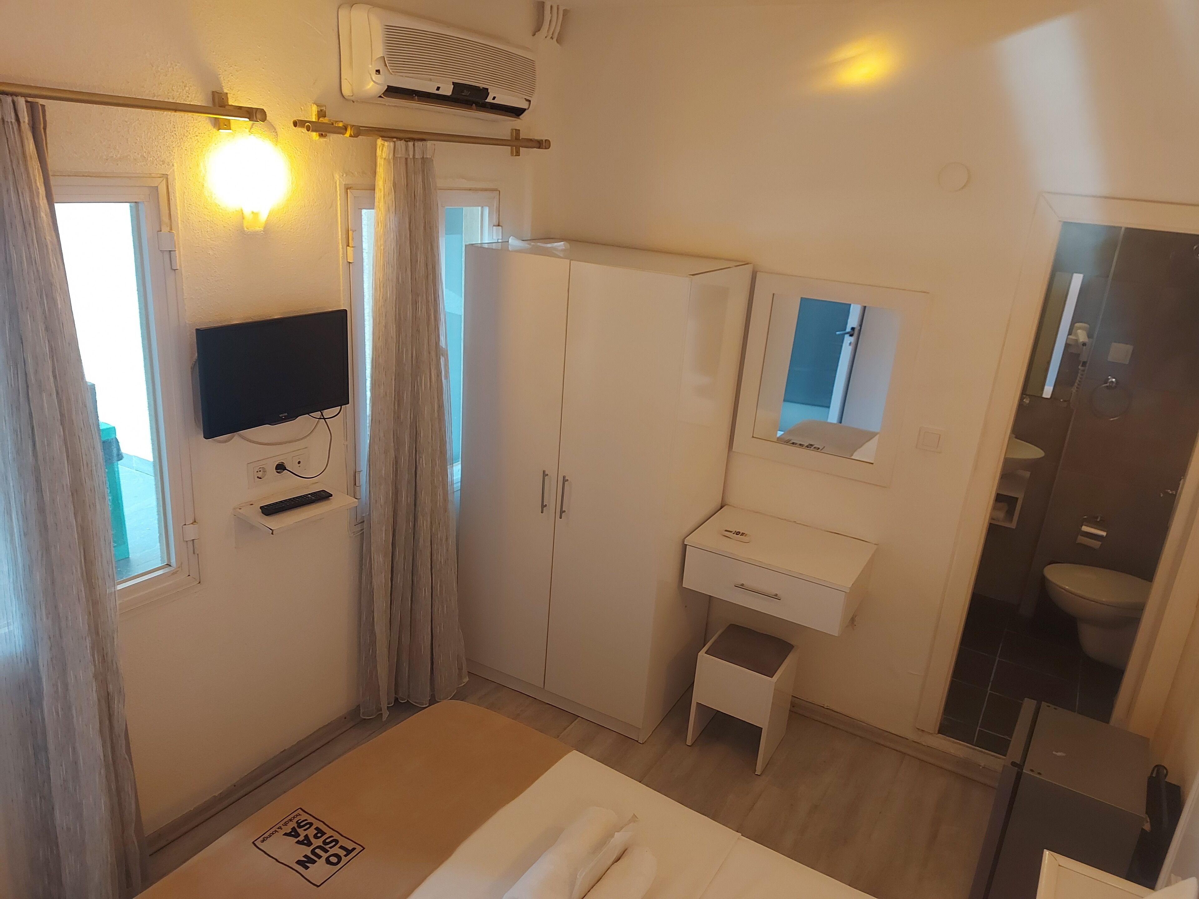 Foto - Tosunpasa Cafe Otel