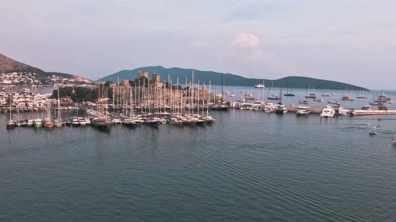 Foto - Tosunpasa Cafe Otel