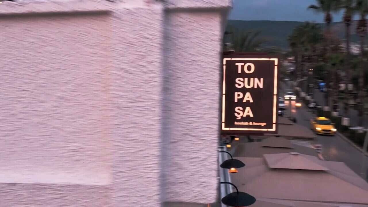 Foto - Tosunpasa Cafe Otel