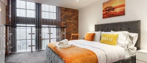 1 bedroom, desk, iron/ironing board, bed sheets