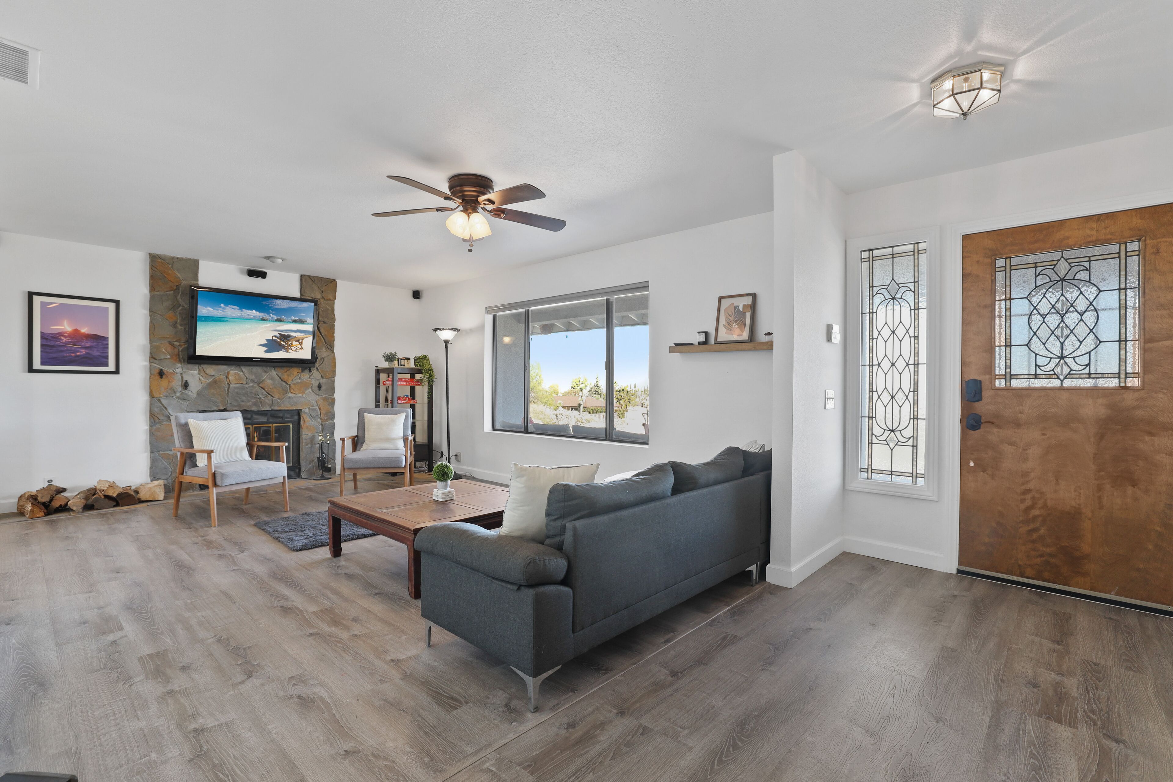 Valley Views and Hot Tub