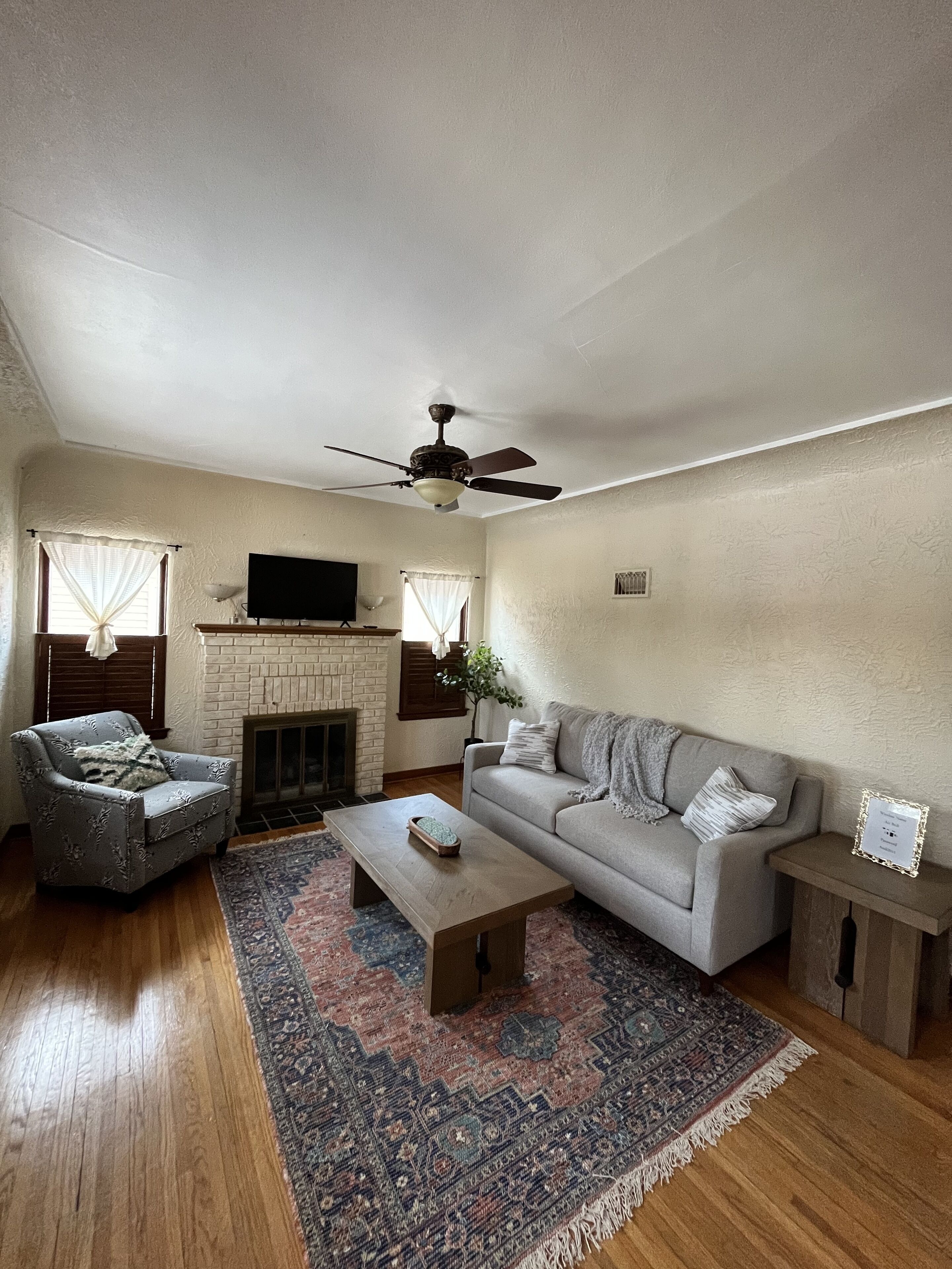 Brick Home - Mckennan Park and Avera Mckennan adjacent