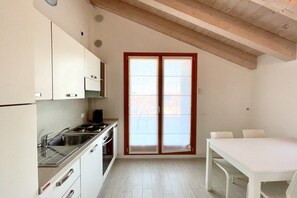 Microwave, dishwasher - Treporti 5-Carraro Immobiliare Jesolo (Cavallino-Treporti)