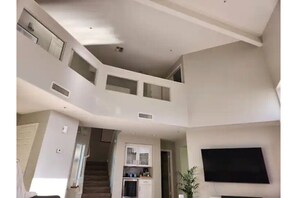 Interior - Scottsdale Sanctuary (Scottsdale)