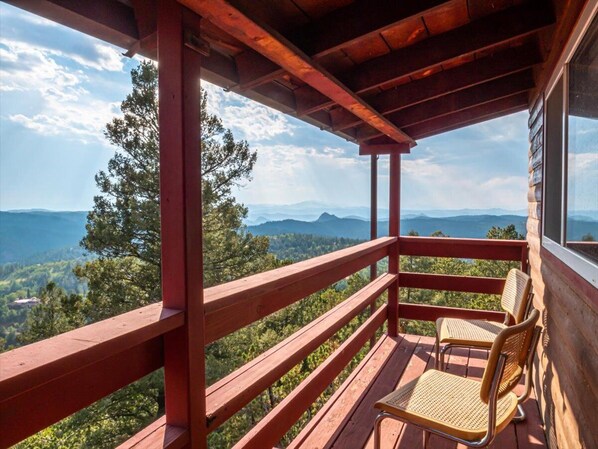 Property grounds - Secluded Rustic Mountain Cabin! (Divide)