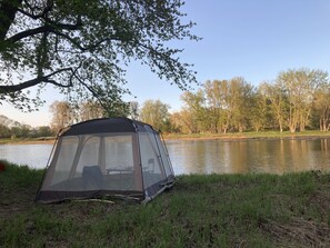 Property grounds - RIVERSIDE OFF GRID RETREAT (Howland)