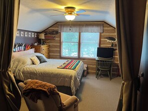 3 bedrooms, free WiFi, bed sheets