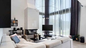 Living area - Villa with pool and wine cellar (Pula)