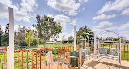 Rustic California Vacation Rental w/ Rooftop Patio