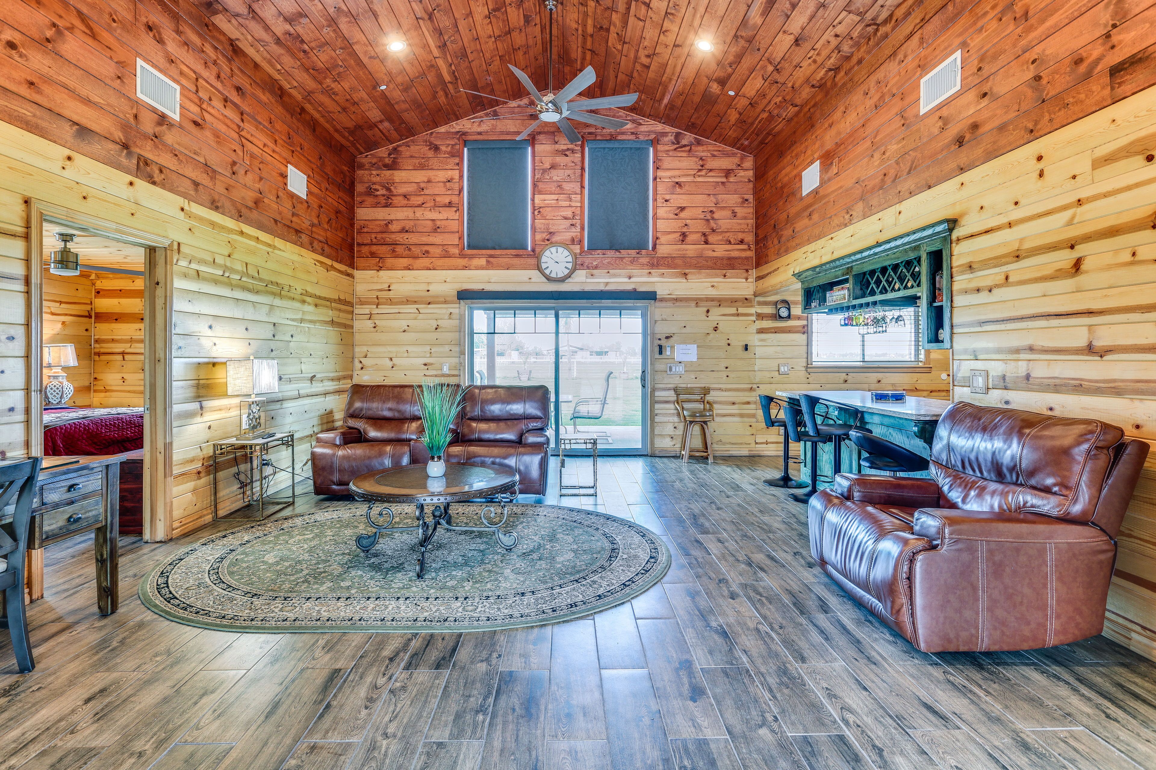 Rustic California Vacation Rental w/ Rooftop Patio