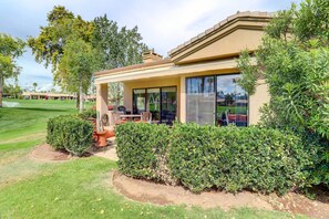 Exterior - FULL Palm Valley CC Access: Luxe Gem w/ Epic Views (Palm Desert)