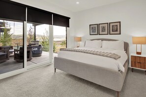 5 bedrooms, iron/ironing board, free WiFi, bed sheets