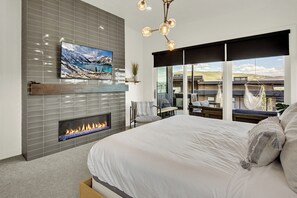 5 عدّة غرف نوم ومكواة/لوح كي وواي فاي مجانًا وملاءات أسرّة