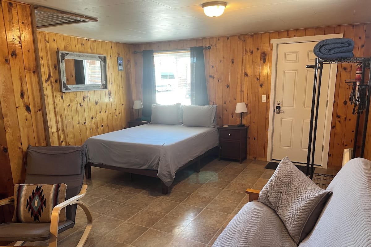 Family Cabin | Living area