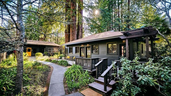 Exterior - Highlands Resort - Adults Only (Guerneville)