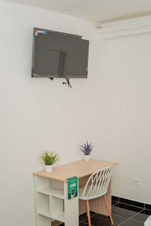 Standard Quadruple Room | 1 bedroom, in-room safe, free WiFi, bed sheets