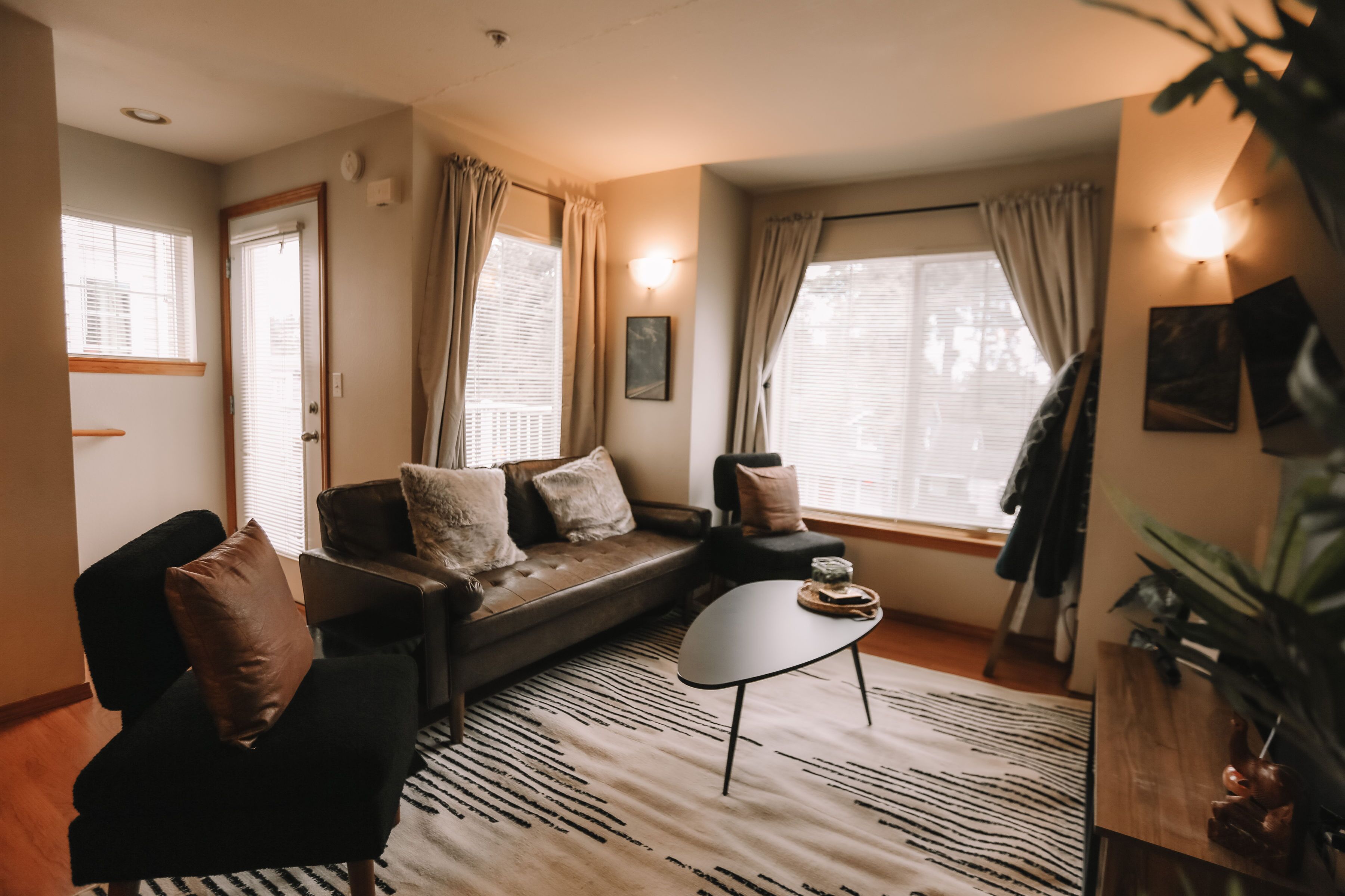 Dog-Friendly Modern Home W/Garage & Highway Access