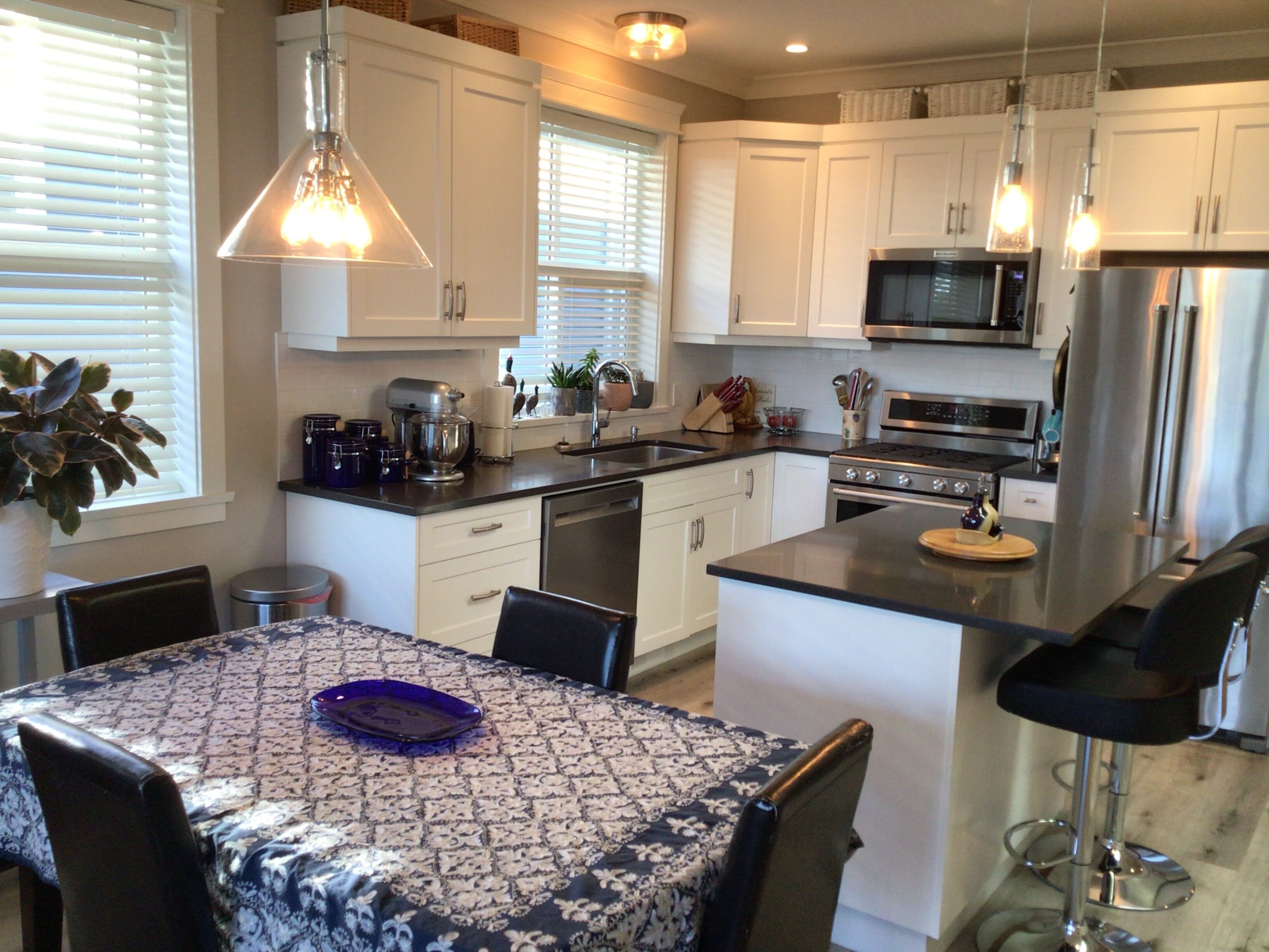 Large two level townhome in the Cowichan valley, sleeps 6