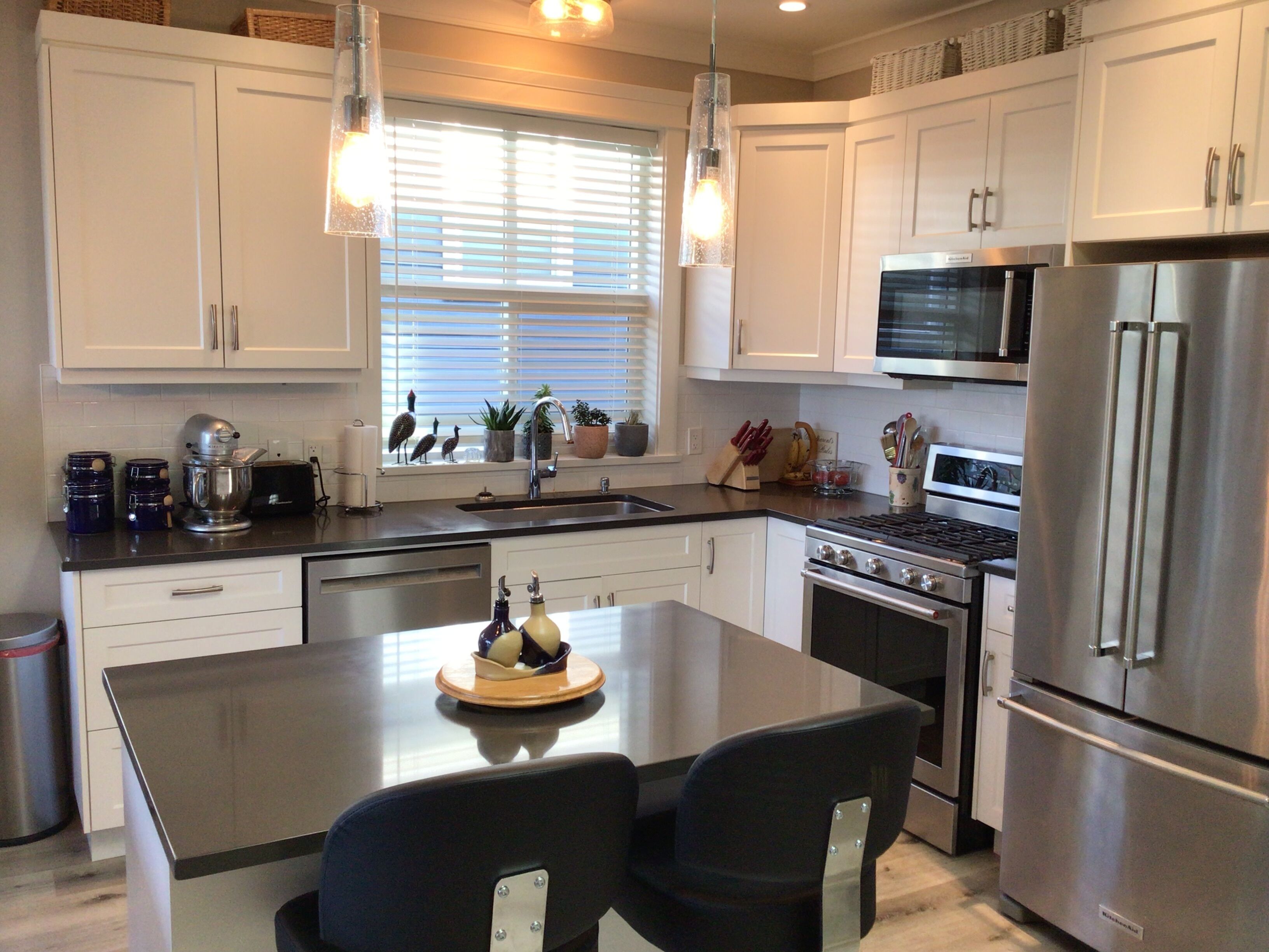 Large two level townhome in the Cowichan valley, sleeps 6