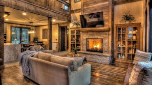 Interior - The Otter Side - Pet Friendly | CreekFront | Mountain Modern Luxury (Epworth)