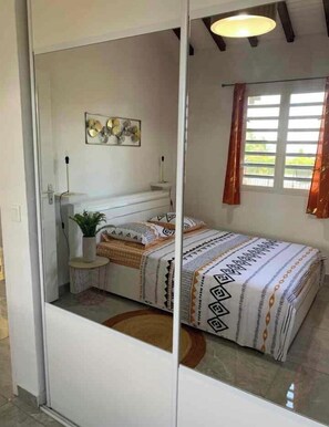 3 bedrooms, iron/ironing board, travel crib, WiFi