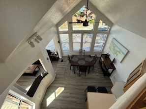 Dining - Oceanview Cabin 22 with Private Jacuzzi  and Stocked Kitchen (Private Beach Owned by White Rock Resort) (Smith River)