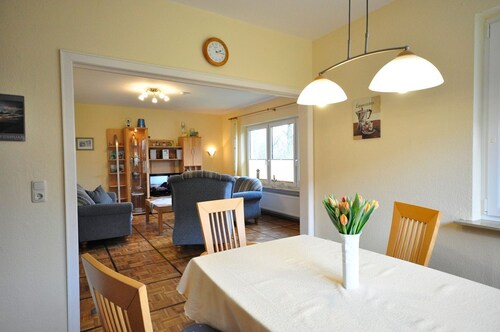 Ferienwohnung Sonnenblume - Ferienhaus Wempen