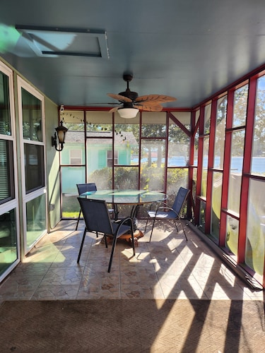 Lakefront Home with Dock, Kayaks, Paddleboard, and Water Mat
