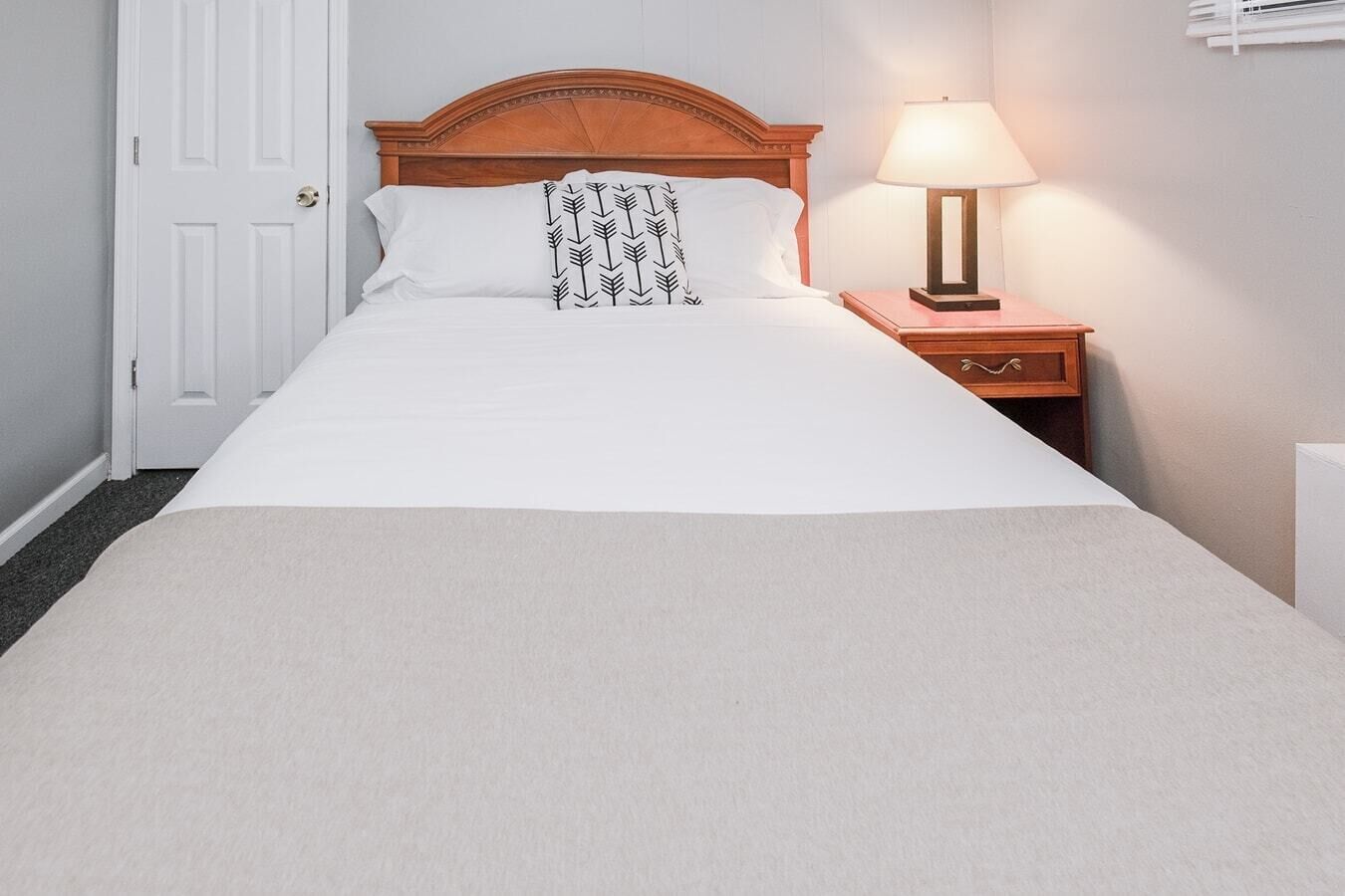 Cozy Private 2 Bedroom with Bath | Free parking