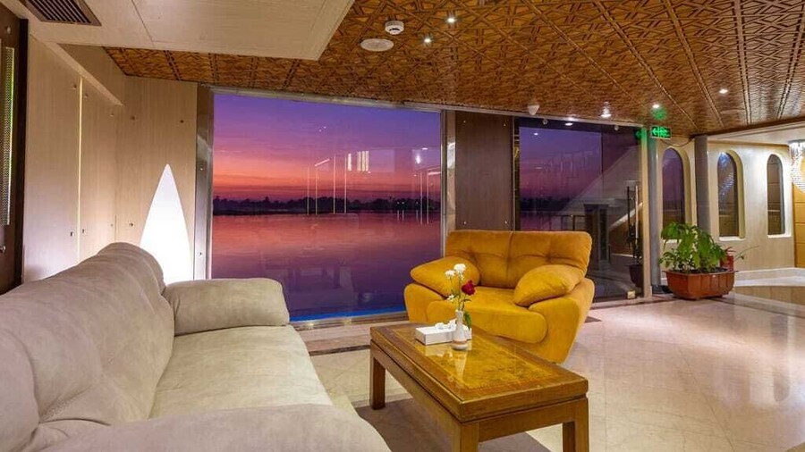 Nile Cruise from Aswoan 3 nights