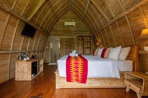 Deluxe Double Room | Minibar, free WiFi, bed sheets - Daghan Cottage Nusa Penida (Penida Island)