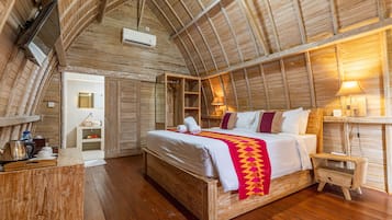 Deluxe Double Room | Minibar, free WiFi, bed sheets