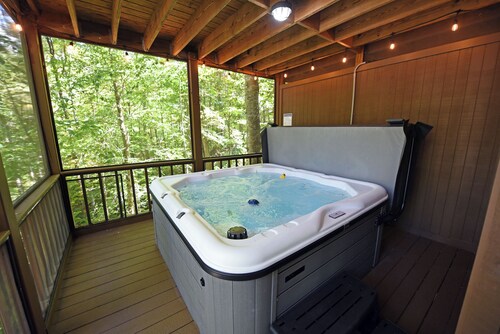 NEW! Creekside Cabin w/ new hot tub & firepit!