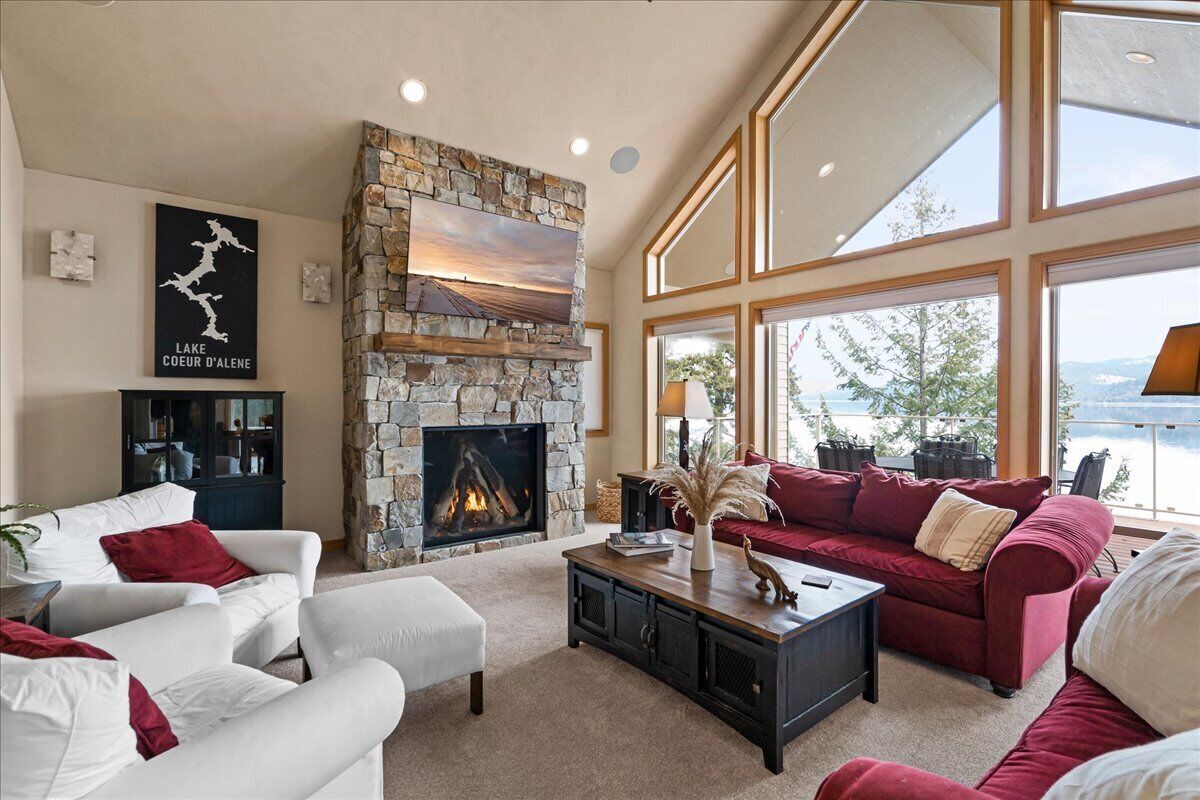 Rockford Bay Retreat: Your Private Waterfront Resort