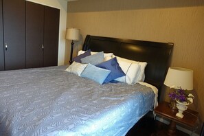 Appartement de base, 1 chambre, vue sur l’océan | 1 chambre, bureau, accès au Wi-Fi (inclus)