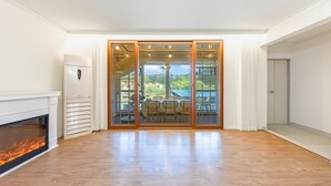 Basic Room, 1 Bedroom (Watermelon) | 1 bedroom, WiFi (free)
