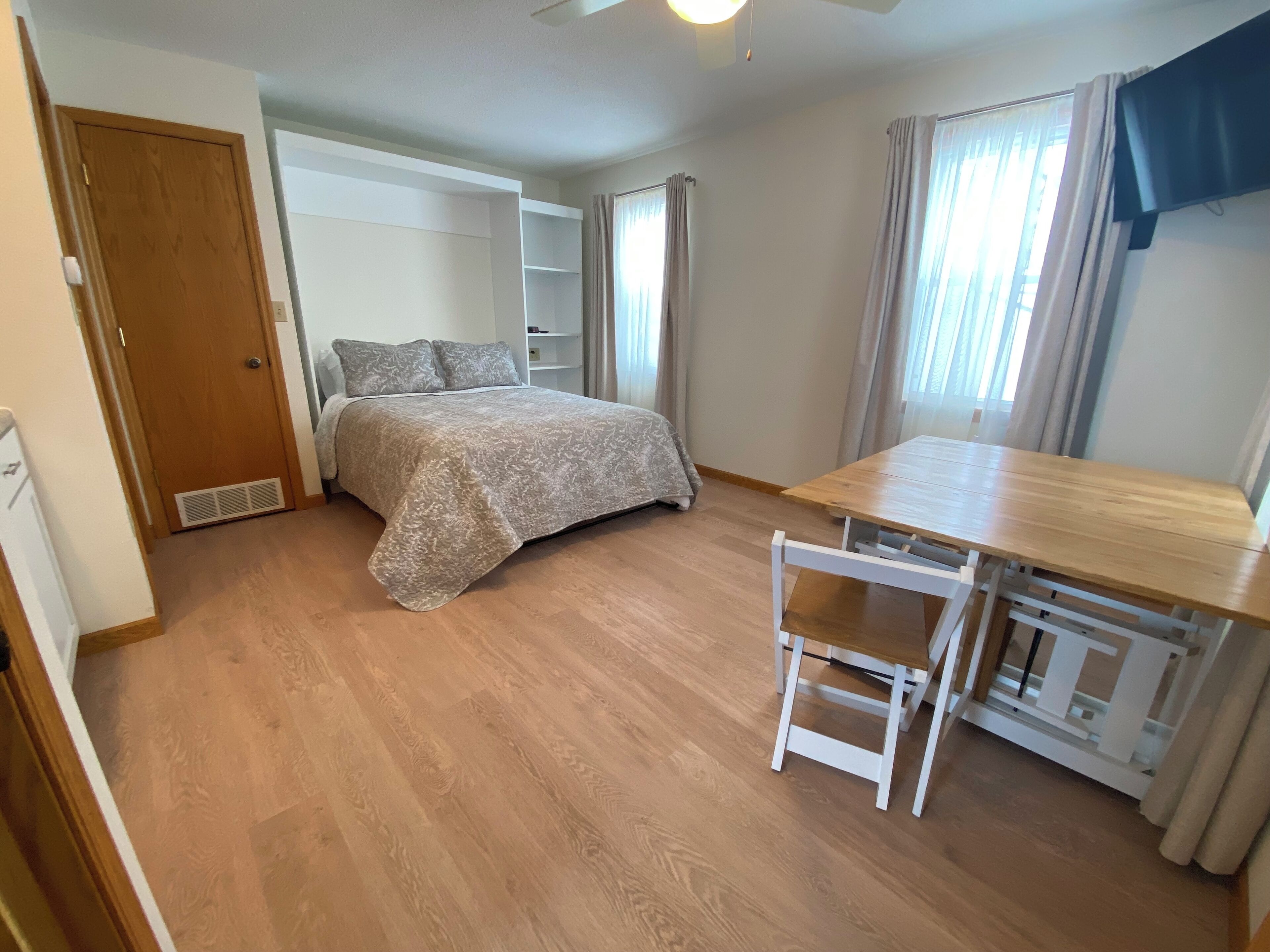 1 chambre, lit parapluie, Wi-Fi gratuit, draps fournis