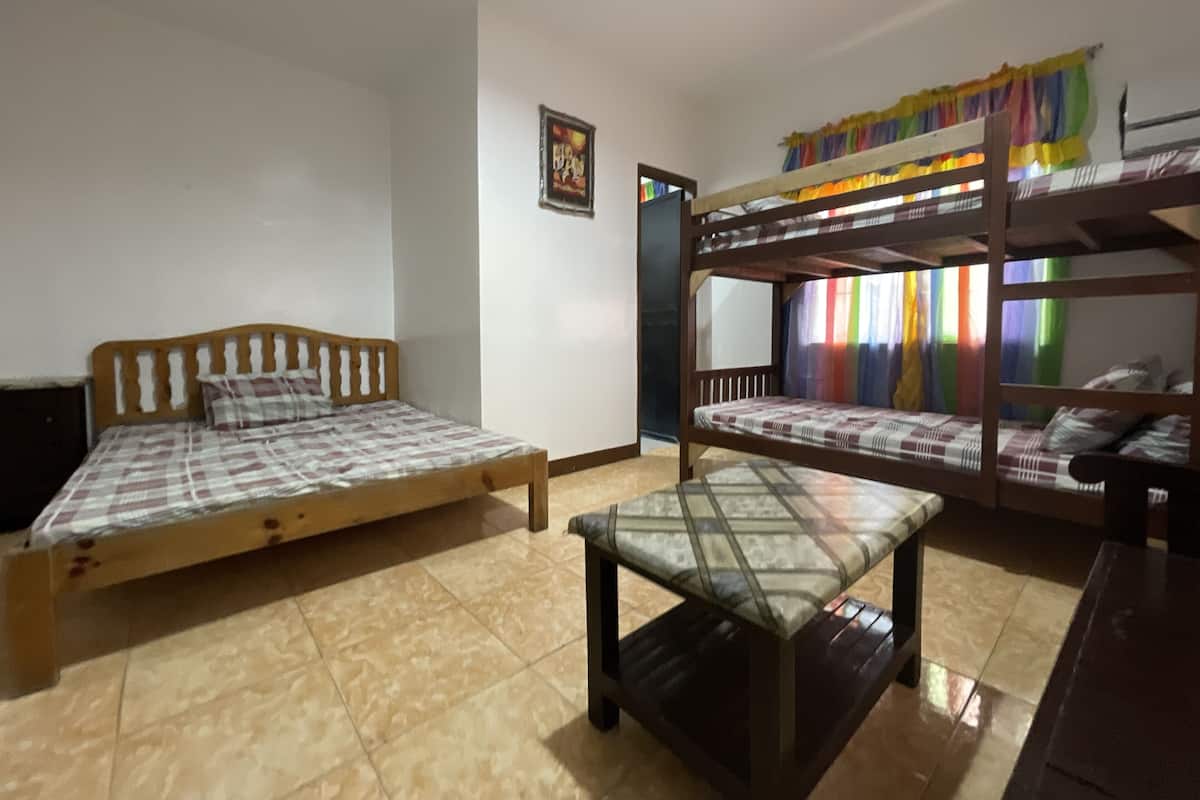 Kamar Quadruple | Seprai linen