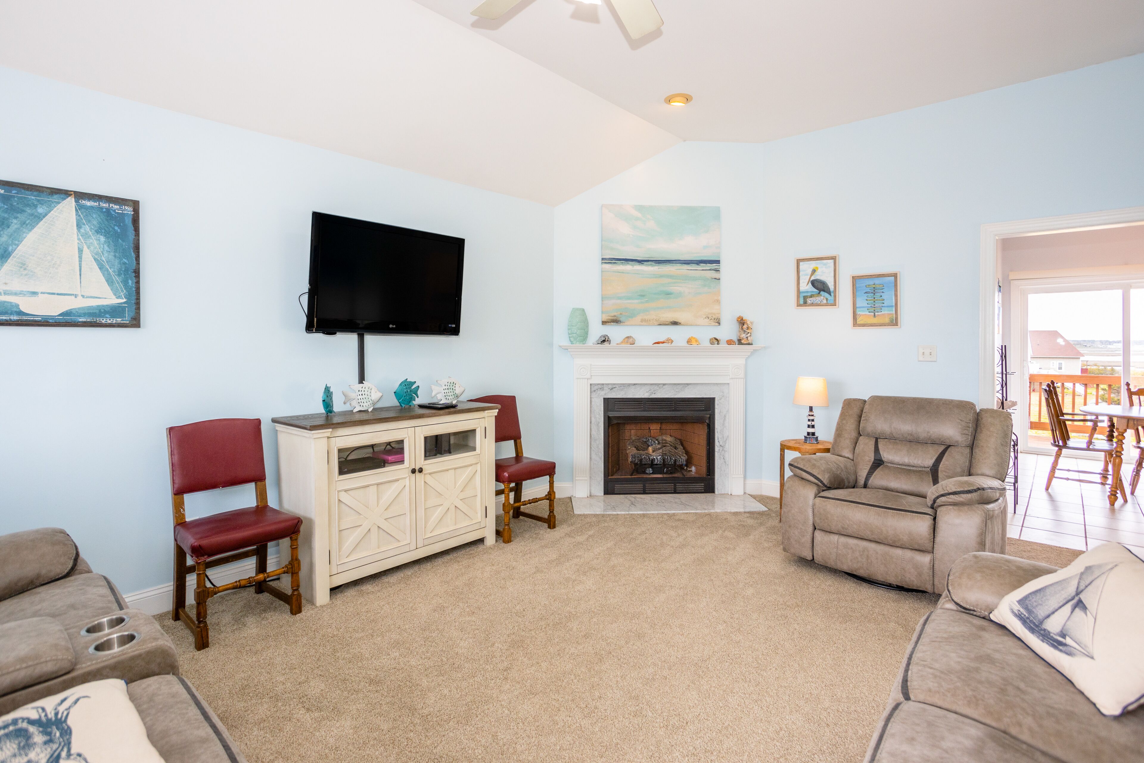 Ocean-view house near beach with 2 decks, AC, & W/D - dog-friendly