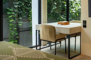 Biệt thự | 2 phòng ngủ, két bảo mật tại phòng, bàn, màn/rèm cản sáng 