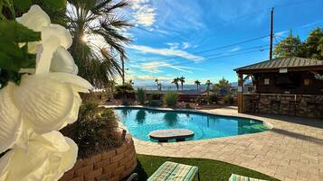 Outdoor pool, a heated pool