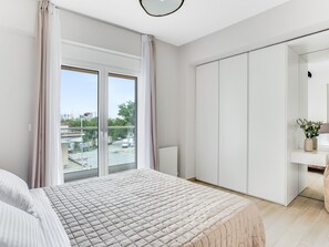 1 bedroom, iron/ironing board, Internet, bed sheets
