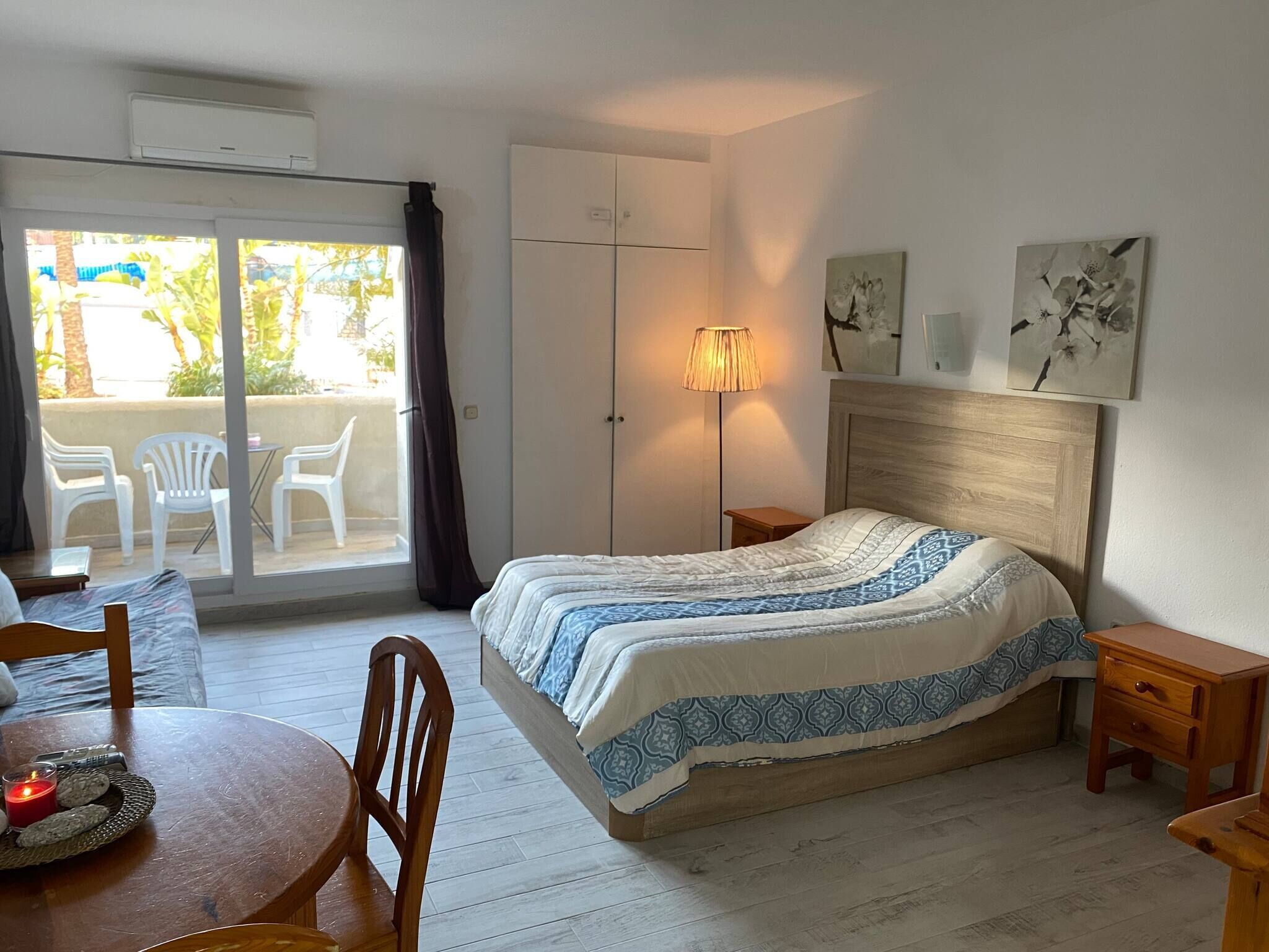 1 bedroom, iron/ironing board, Internet, bed sheets